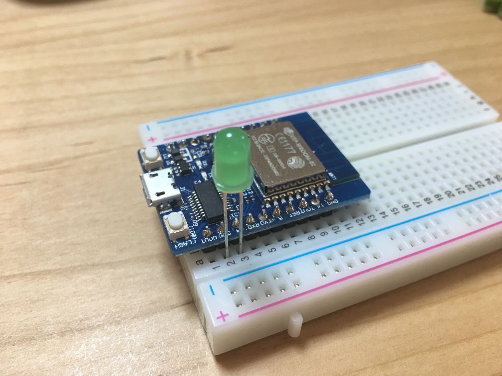 LabVIEW_LINX_ESP8266/ESPr.png